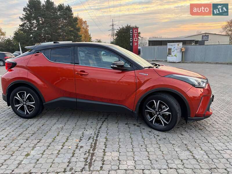 Внедорожник / Кроссовер Toyota C-HR 2019 в Черновцах фото 8 Внедорожник / Кроссовер Toyota C-HR 2019 в Черновцах