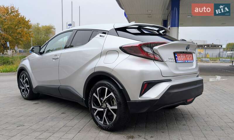 Внедорожник / Кроссовер Toyota C-HR 2019 в Киеве фото 2 Внедорожник / Кроссовер Toyota C-HR 2019 в Киеве