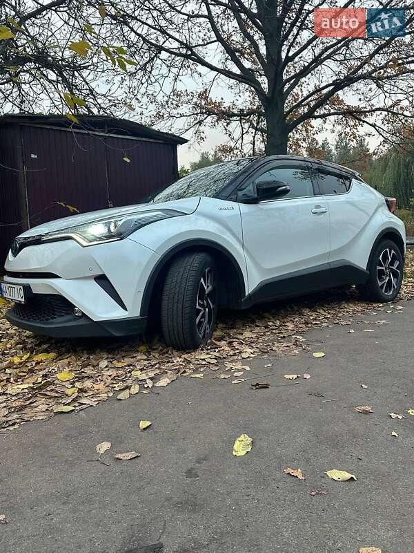 Внедорожник / Кроссовер Toyota C-HR 2019 в Киеве фото 8 Внедорожник / Кроссовер Toyota C-HR 2019 в Киеве