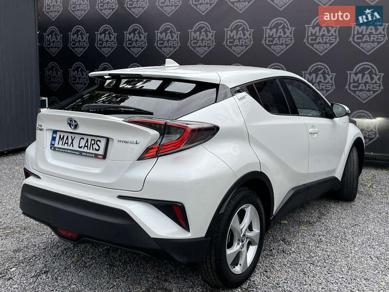 Внедорожник / Кроссовер Toyota C-HR 2018 в Киеве