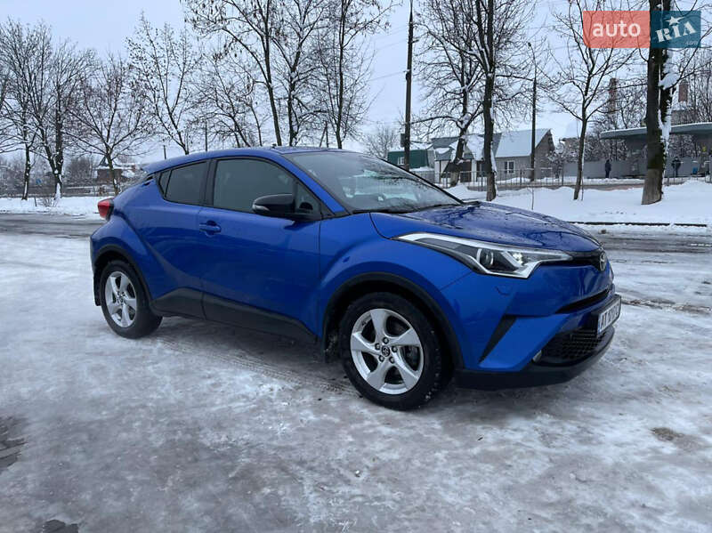 Внедорожник / Кроссовер Toyota C-HR 2018 в Коломые