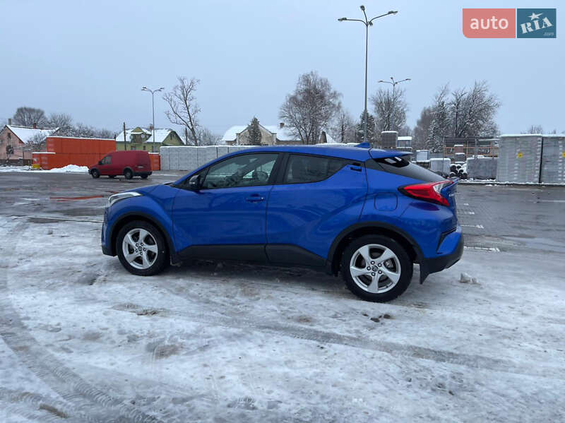 Внедорожник / Кроссовер Toyota C-HR 2018 в Коломые
