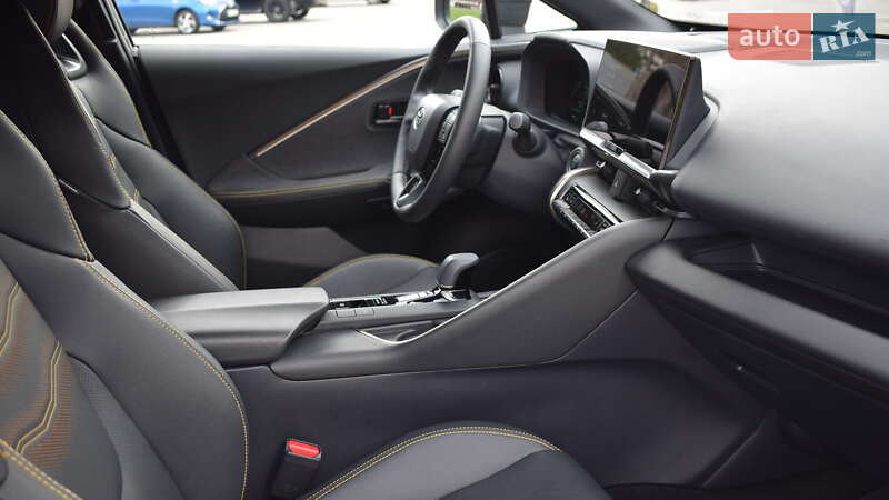 Внедорожник / Кроссовер Toyota C-HR 2023 в Житомире