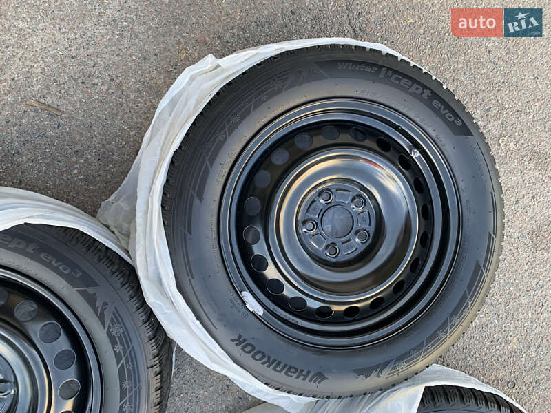 Позашляховик / Кросовер Toyota C-HR 2020 в Києві