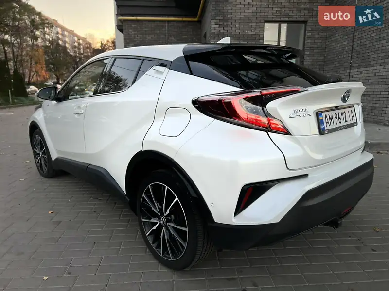 Toyota C-HR 2018 VIN NMTKZ3BX40R143958 фото оголошення 15 з 49