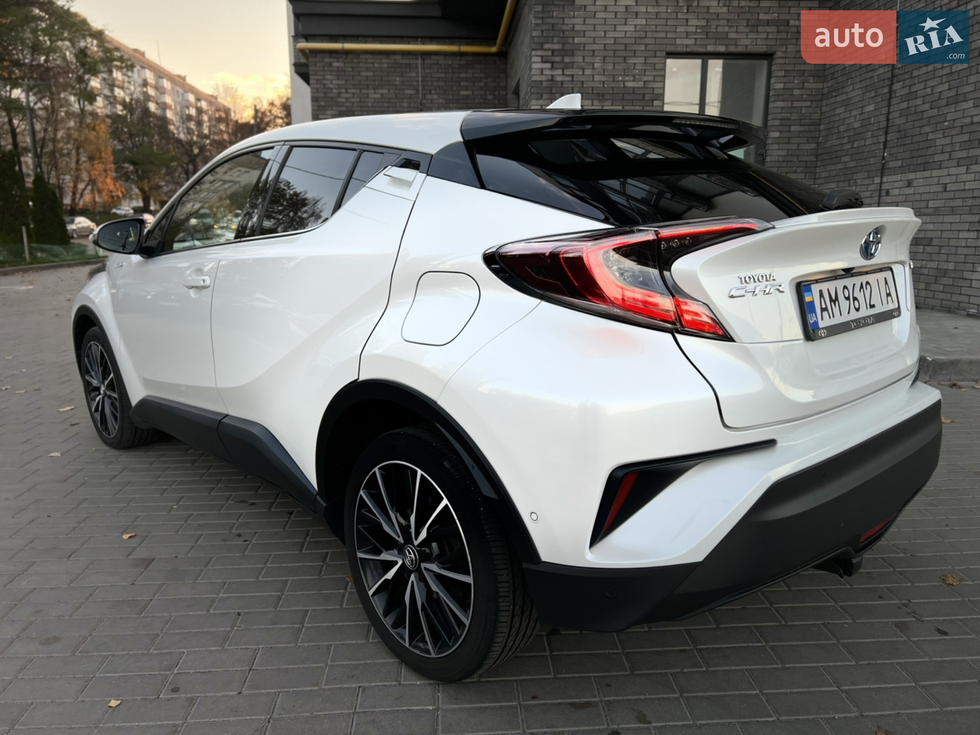 2018 Toyota C-HR - мініатюра 15