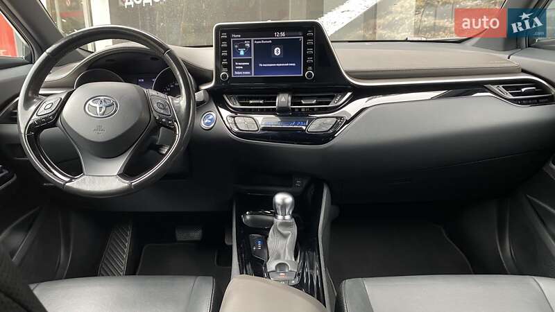 Внедорожник / Кроссовер Toyota C-HR 2019 в Одессе