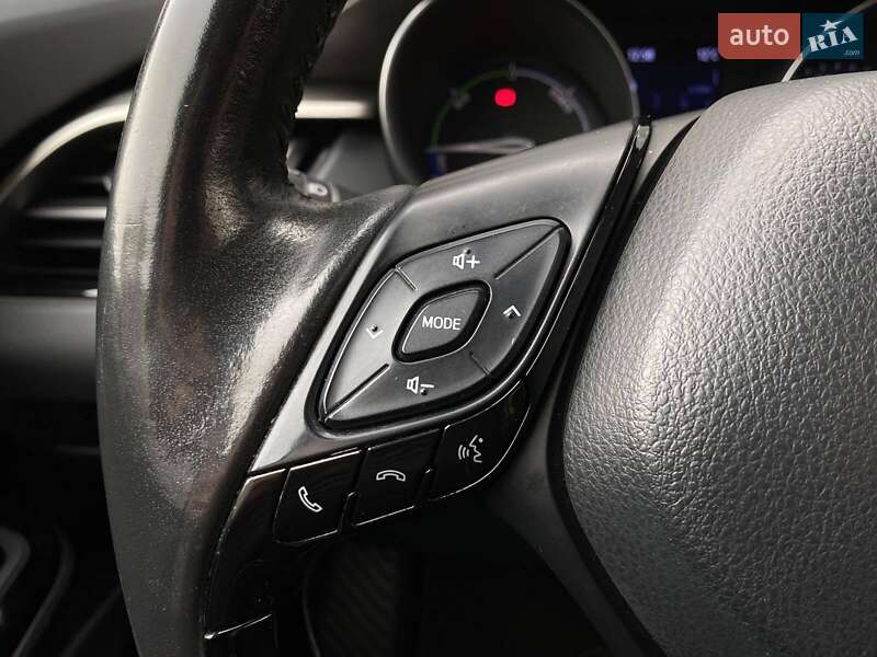 Внедорожник / Кроссовер Toyota C-HR 2019 в Одессе