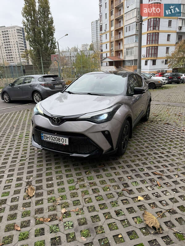 Toyota C-HR 2021