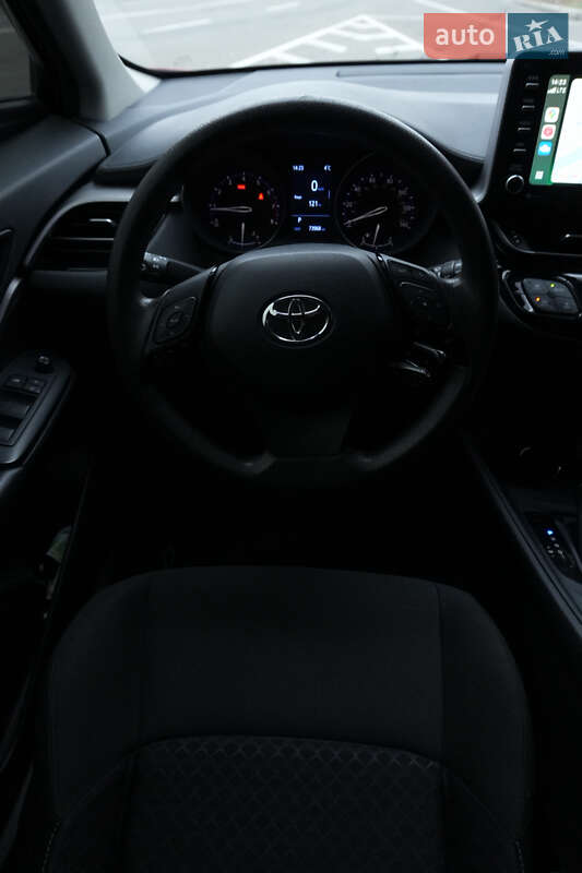 Позашляховик / Кросовер Toyota C-HR 2020 в Харкові