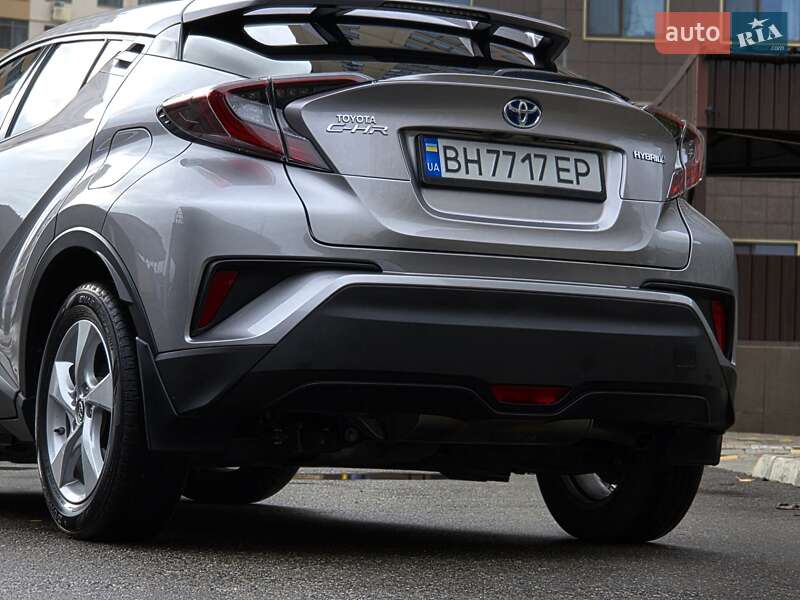Внедорожник / Кроссовер Toyota C-HR 2019 в Одессе