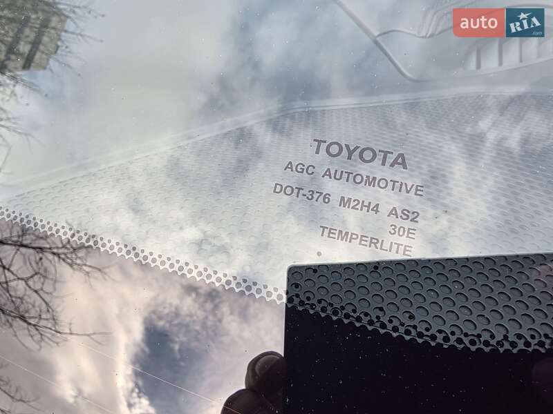 Внедорожник / Кроссовер Toyota C-HR 2019 в Одессе