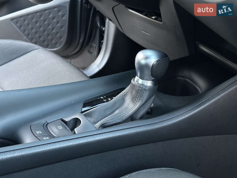 Внедорожник / Кроссовер Toyota C-HR 2020 в Одессе фото 36 Внедорожник / Кроссовер Toyota C-HR 2020 в Одессе