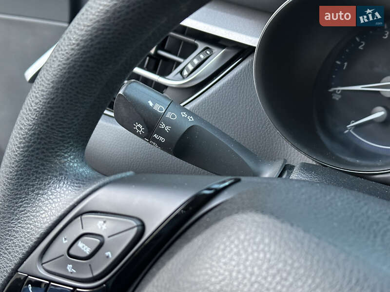 Внедорожник / Кроссовер Toyota C-HR 2020 в Одессе фото 52 Внедорожник / Кроссовер Toyota C-HR 2020 в Одессе