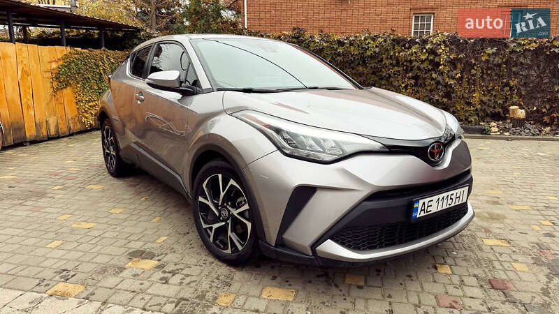 Внедорожник / Кроссовер Toyota C-HR 2020 в Кривом Роге
