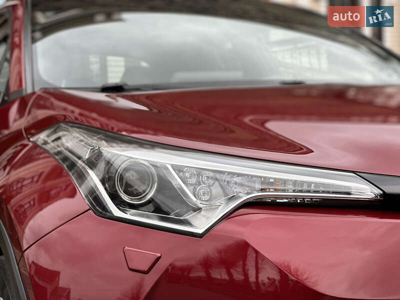 Внедорожник / Кроссовер Toyota C-HR 2018 в Виннице