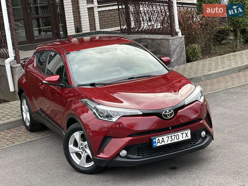 Внедорожник / Кроссовер Toyota C-HR 2018 в Виннице