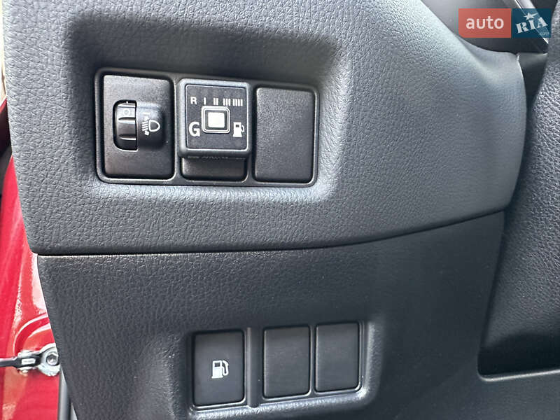 Внедорожник / Кроссовер Toyota C-HR 2018 в Виннице