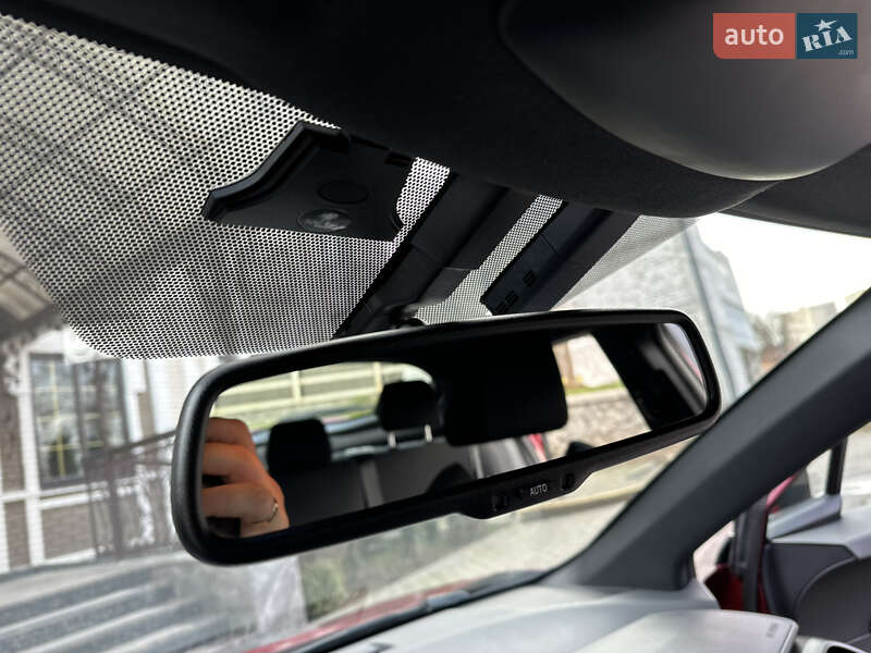 Внедорожник / Кроссовер Toyota C-HR 2018 в Виннице