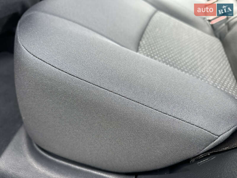 Внедорожник / Кроссовер Toyota C-HR 2018 в Виннице