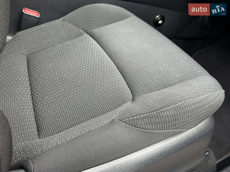 Внедорожник / Кроссовер Toyota C-HR 2018 в Виннице