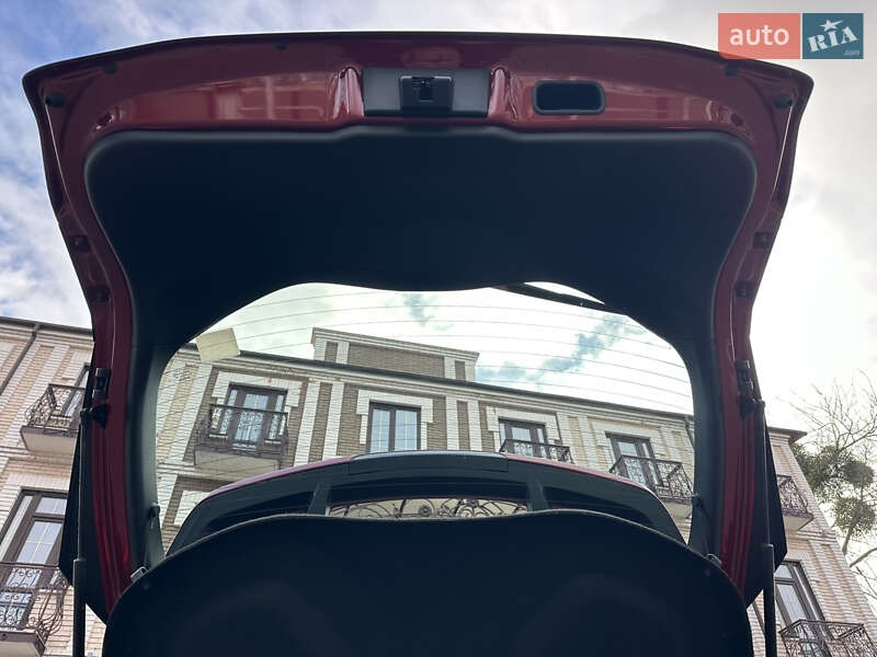 Внедорожник / Кроссовер Toyota C-HR 2018 в Виннице