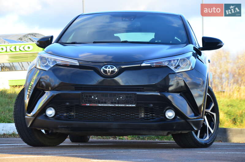 Внедорожник / Кроссовер Toyota C-HR 2018 в Дрогобыче