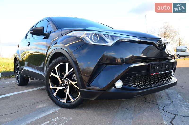 Внедорожник / Кроссовер Toyota C-HR 2018 в Дрогобыче