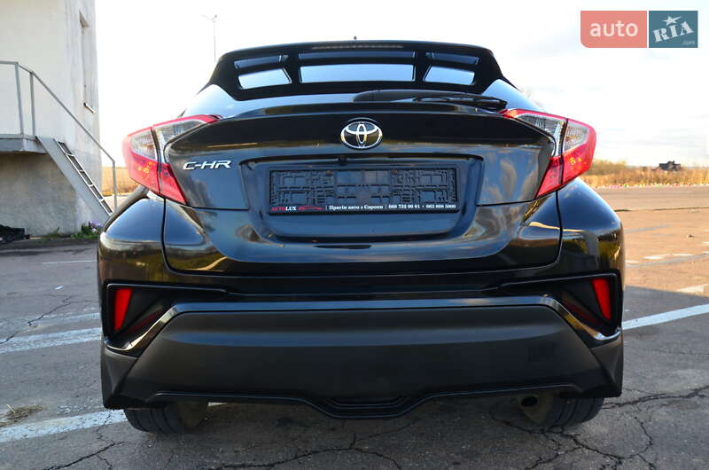 Внедорожник / Кроссовер Toyota C-HR 2018 в Дрогобыче