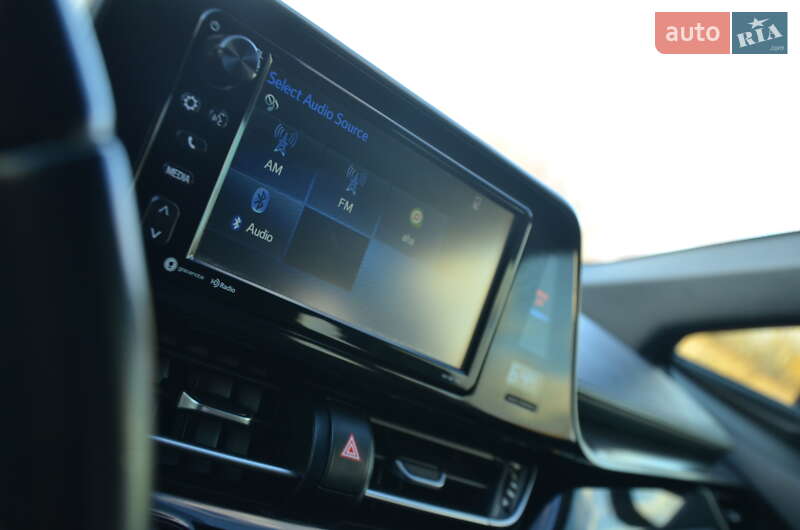 Внедорожник / Кроссовер Toyota C-HR 2018 в Дрогобыче