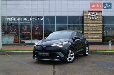 Позашляховик / Кросовер Toyota C-HR 2018 в Києві
