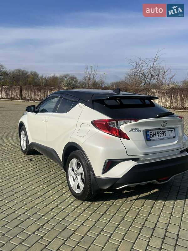 Внедорожник / Кроссовер Toyota C-HR 2016 в Одессе