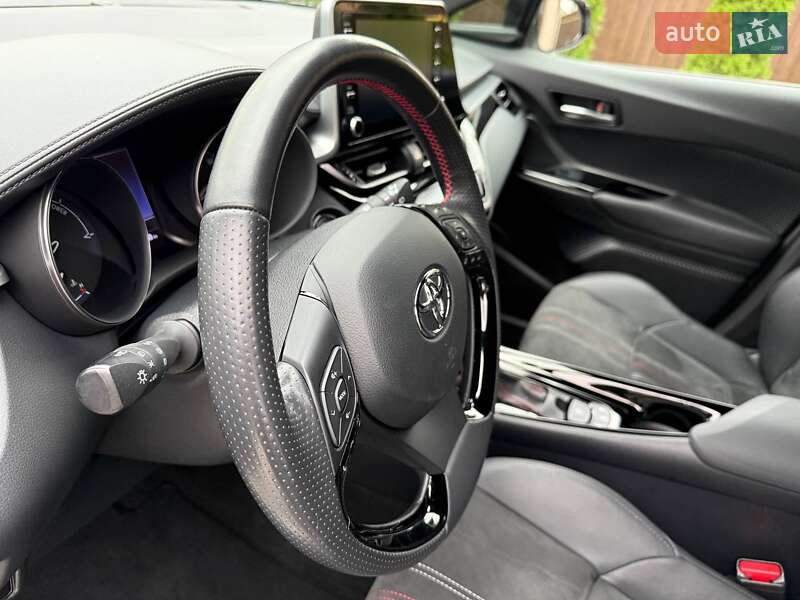Внедорожник / Кроссовер Toyota C-HR 2021 в Одессе