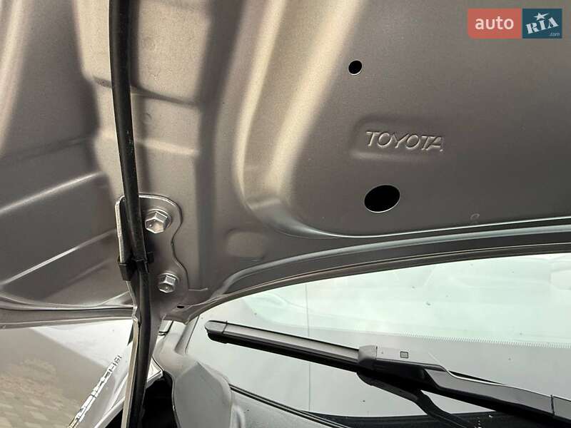 Внедорожник / Кроссовер Toyota C-HR 2021 в Одессе