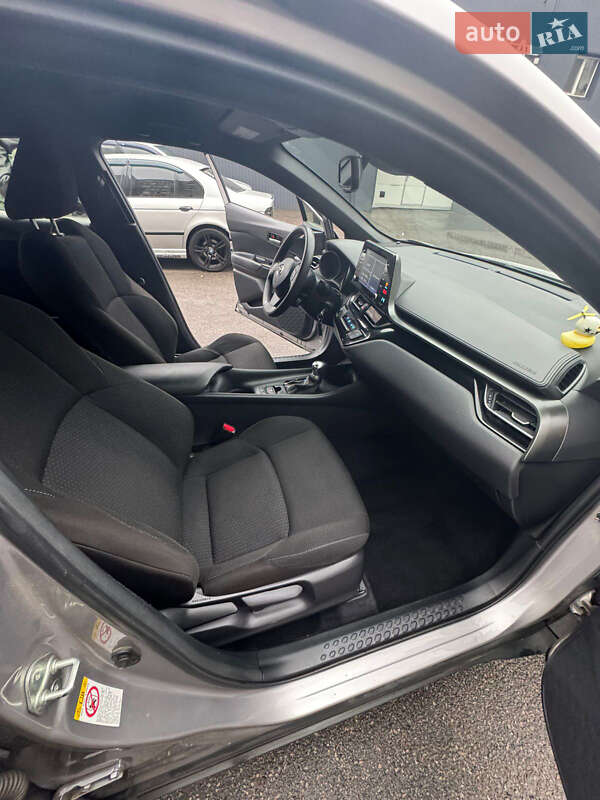 Внедорожник / Кроссовер Toyota C-HR 2019 в Белой Церкви