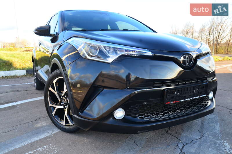 Позашляховик / Кросовер Toyota C-HR 2018 в Дрогобичі фото 19 Позашляховик / Кросовер Toyota C-HR 2018 в Дрогобичі