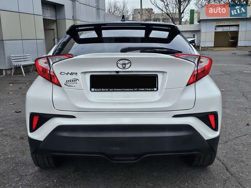 Позашляховик / Кросовер Toyota C-HR 2018 в Одесі