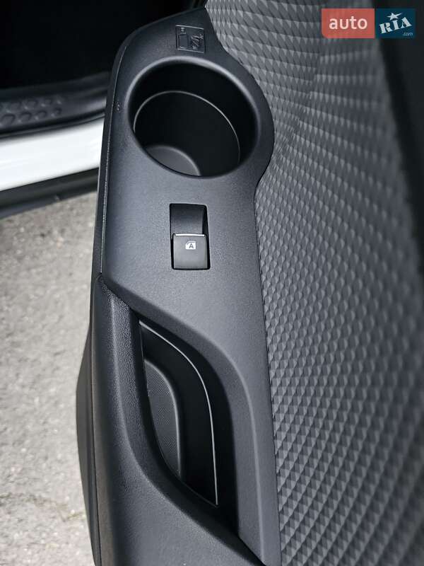 Позашляховик / Кросовер Toyota C-HR 2018 в Одесі