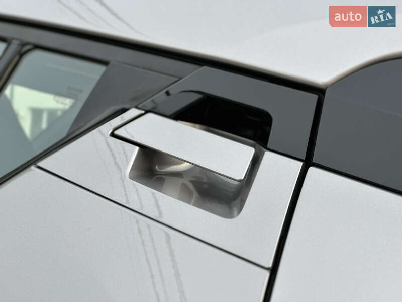 Позашляховик / Кросовер Toyota C-HR 2016 в Вінниці