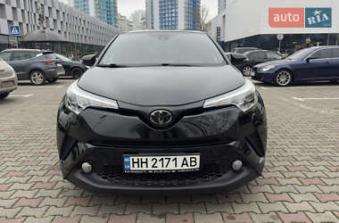 Позашляховик / Кросовер Toyota C-HR 2017 в Одесі