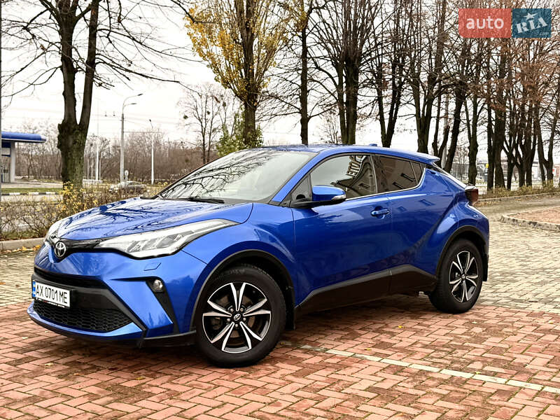 Позашляховик / Кросовер Toyota C-HR 2020 в Харкові фото 4 Позашляховик / Кросовер Toyota C-HR 2020 в Харкові