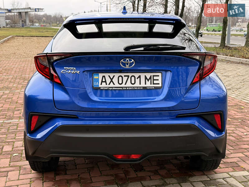 Позашляховик / Кросовер Toyota C-HR 2020 в Харкові фото 14 Позашляховик / Кросовер Toyota C-HR 2020 в Харкові