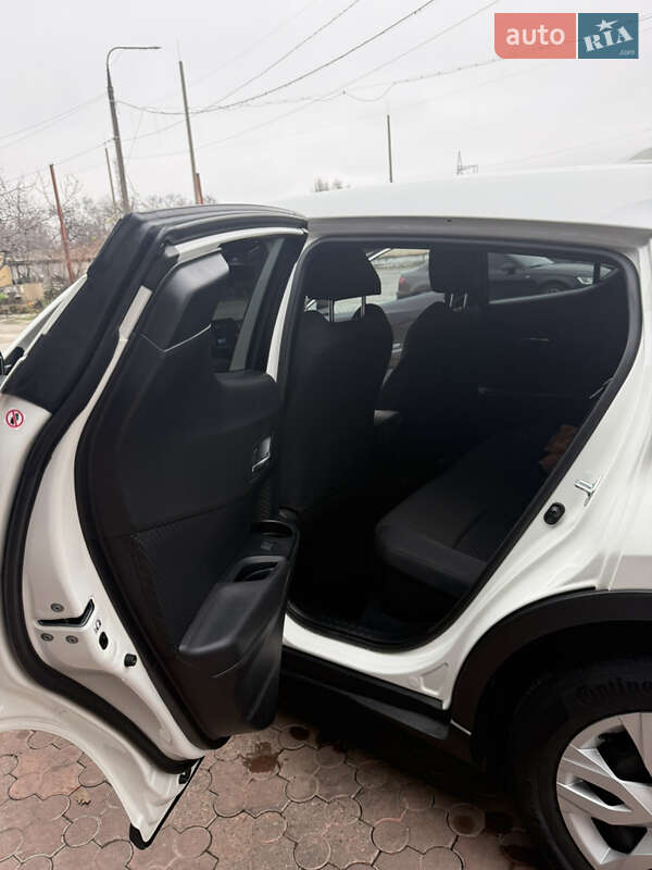 Внедорожник / Кроссовер Toyota C-HR 2021 в Запорожье