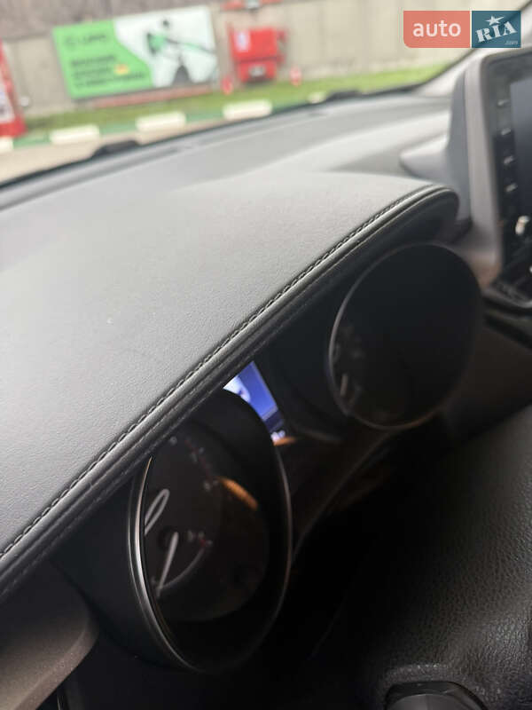 Внедорожник / Кроссовер Toyota C-HR 2021 в Запорожье