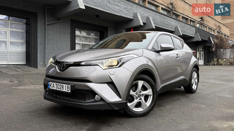 Toyota C-HR 2019 Toyota C-HR 2019