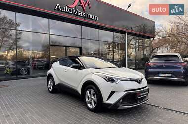 Внедорожник / Кроссовер Toyota C-HR 2016 в Одессе