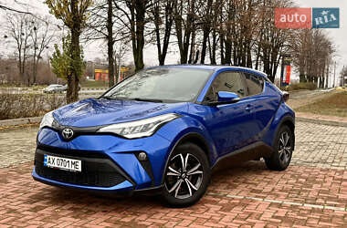 Внедорожник / Кроссовер Toyota C-HR 2020 в Харькове