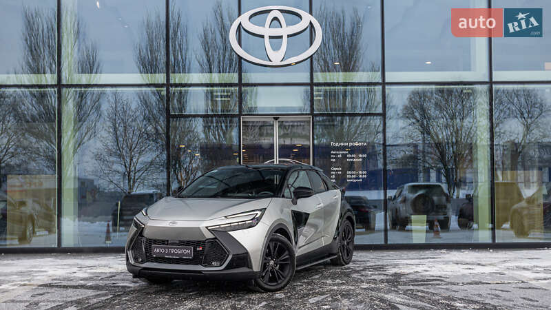 Toyota C-HR 2023 Toyota C-HR 2023