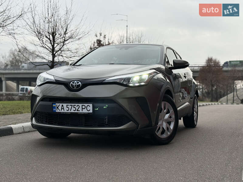 Toyota C-HR 2021