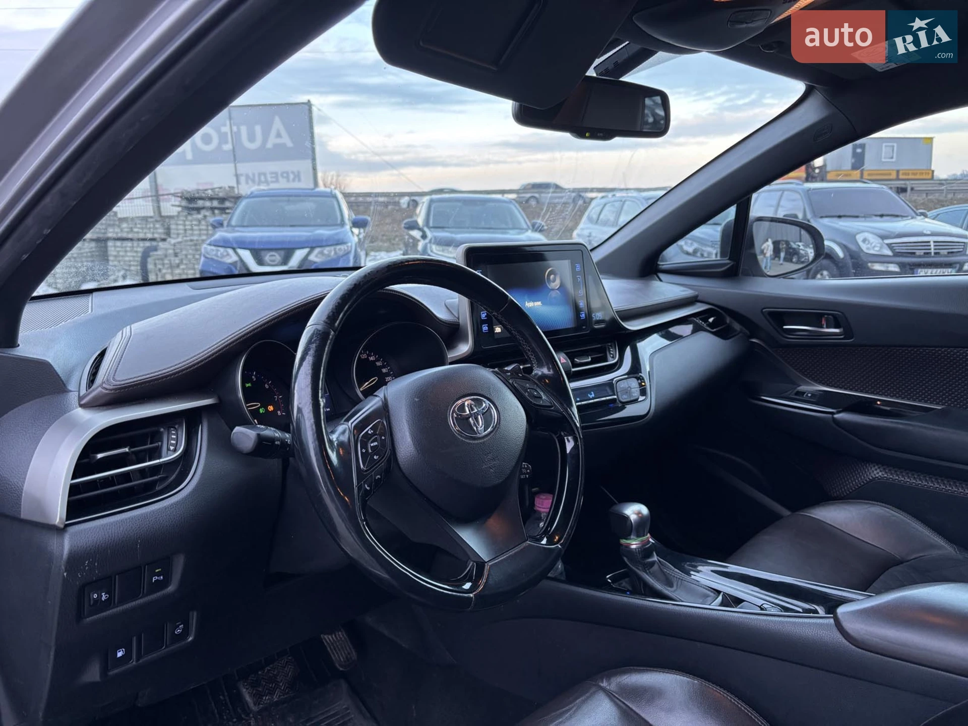 2016 Toyota C-HR - мініатюра 22